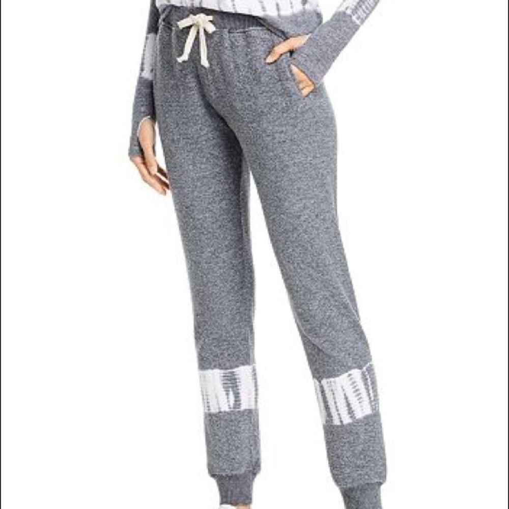 Tie dye jogger set top medium bottom small - Picture 2 of 8